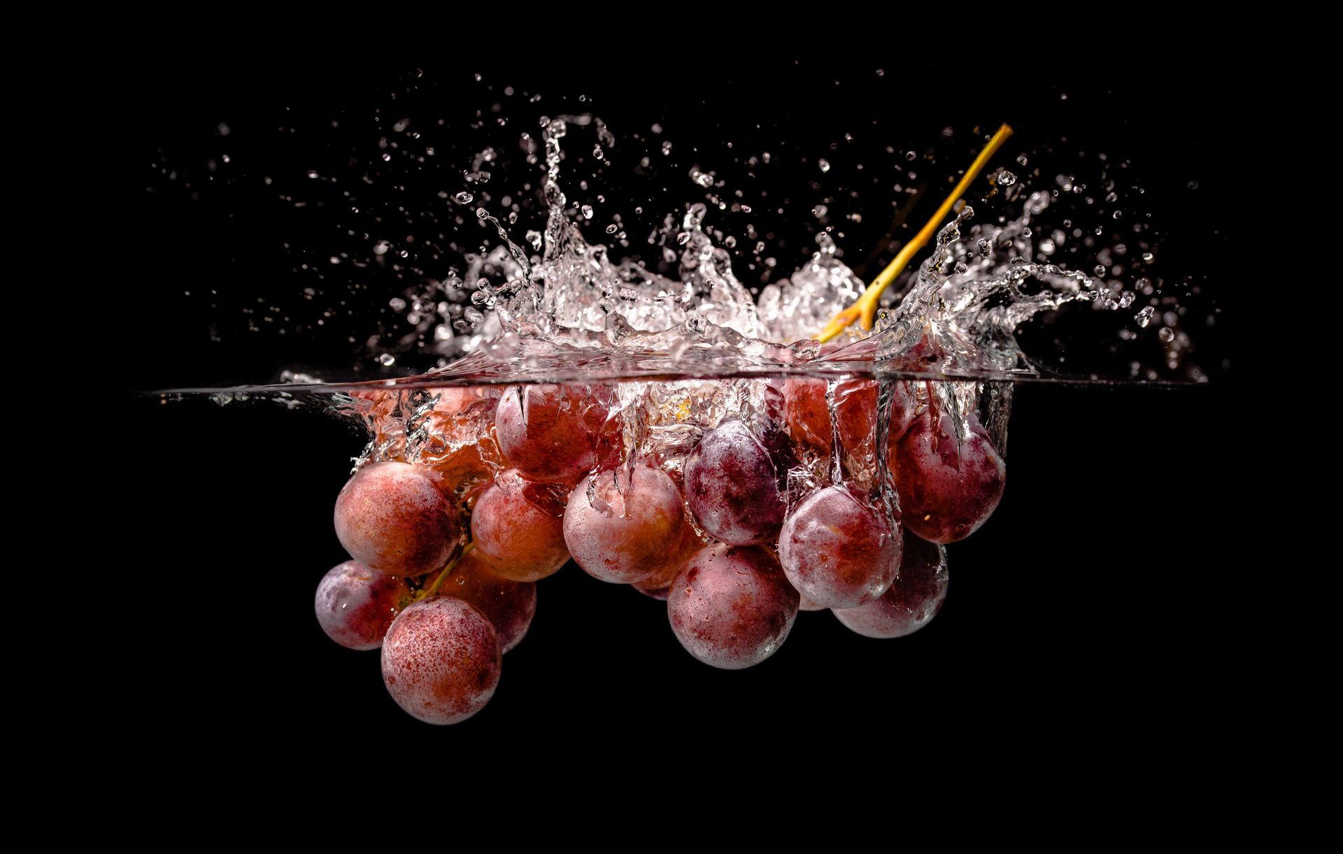 Grapes in Water, product photograph by Amarillo's Photos
